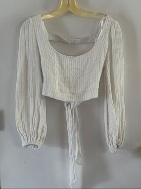 Petal + Pup white woven long sleeve open tie  back crop top SiZe 4